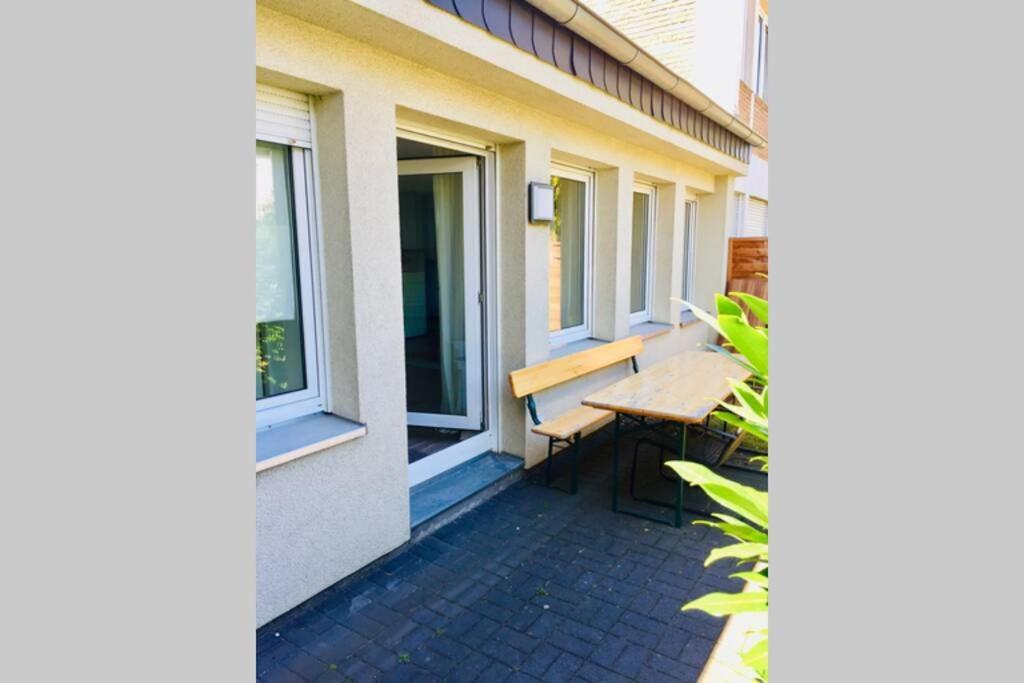 Apartment 120 Qm -3 Schlafzimmer-2 Baeder- Fuer 7 Gaeste Dusseldorf Exterior photo